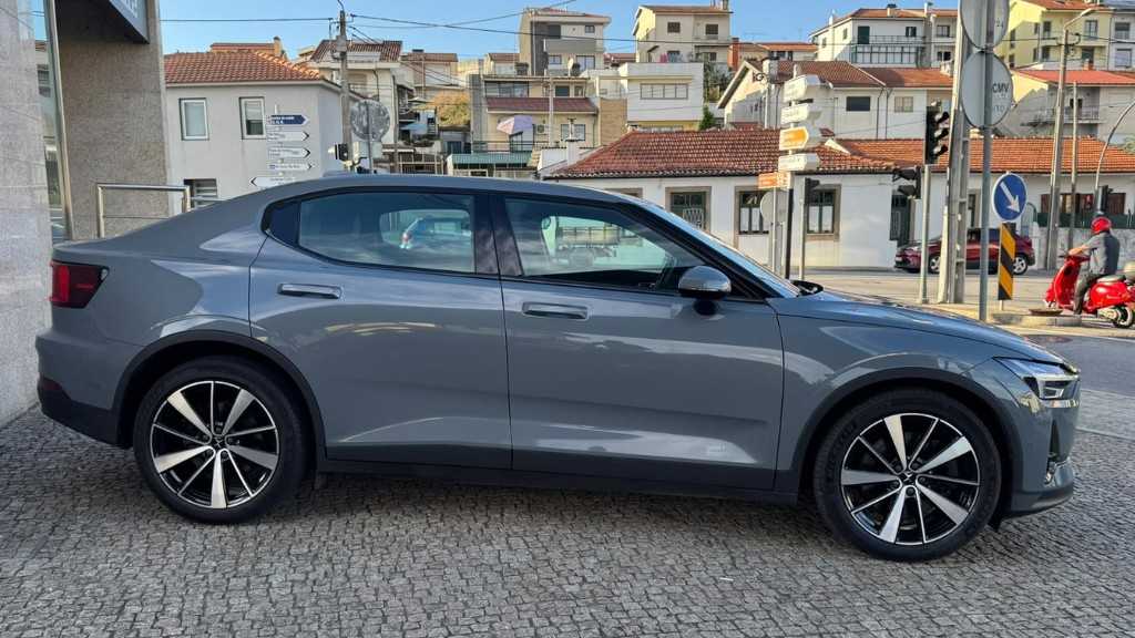 polestar-2-2022-eletrico-0cc