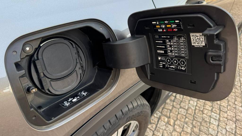 mercedes-benz-eqb-2023-eletrico-500cc