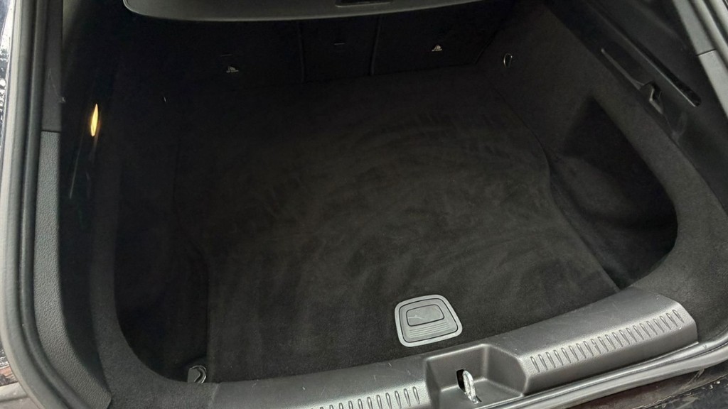 mercedes-benz-cla-2021-hibrido-a-gasolina-1332cc