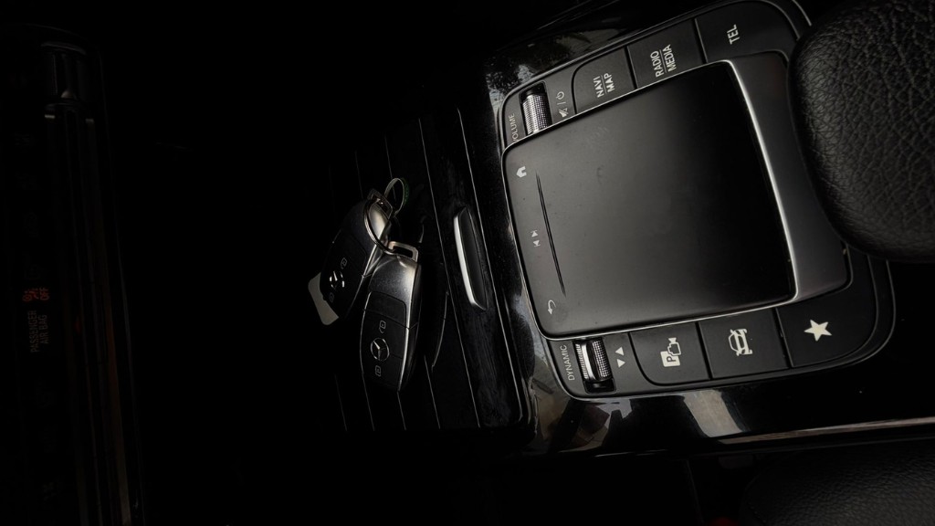 mercedes-benz-cla-2021-hibrido-a-gasolina-1332cc