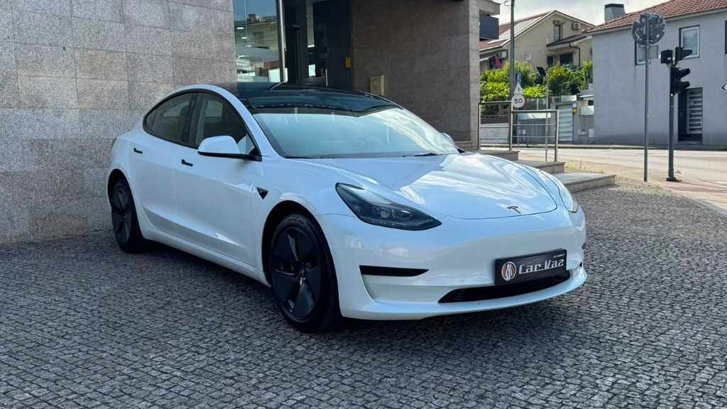 tesla-model-3-2021-eletrico-500cc