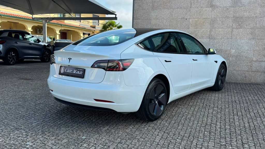 tesla-model-3-2021-eletrico-500cc