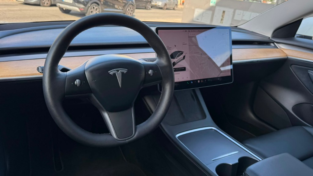 tesla-model-3-2021-eletrico-500cc