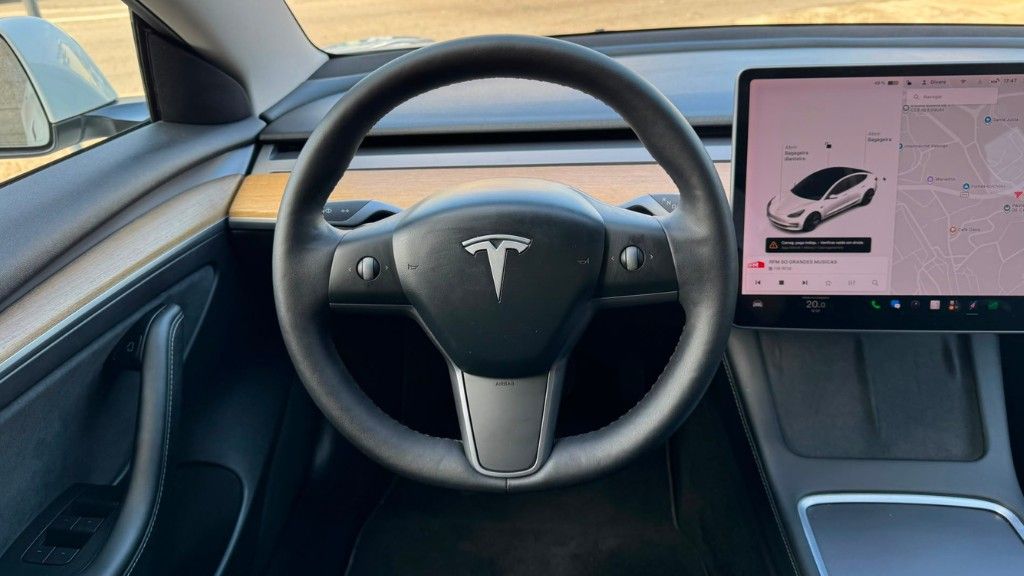 tesla-model-3-2021-eletrico-500cc