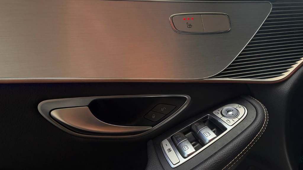 mercedes-benz-eqc-2022-eletrico-0cc
