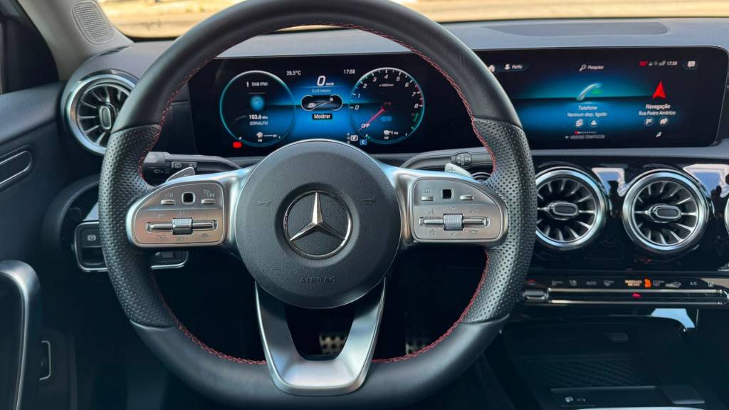 mercedes-benz-classe-a-2022-hibrido-a-gasolina-1332cc