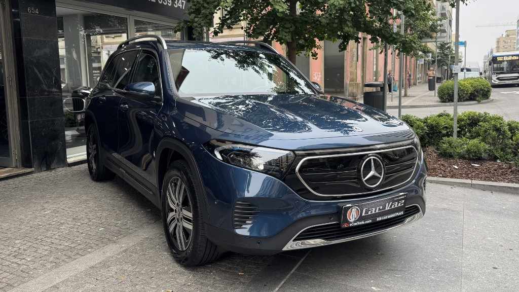 mercedes-benz-eqb-2022-eletrico-500cc