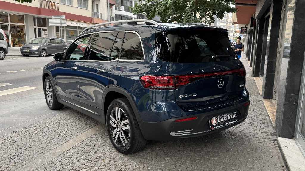 mercedes-benz-eqb-2022-eletrico-500cc