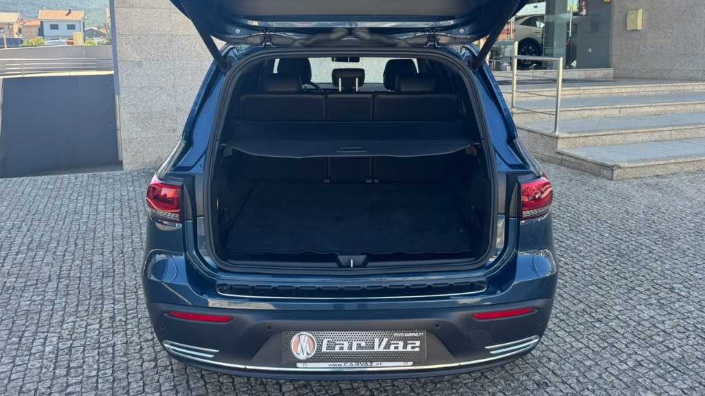 mercedes-benz-eqb-2022-eletrico-500cc