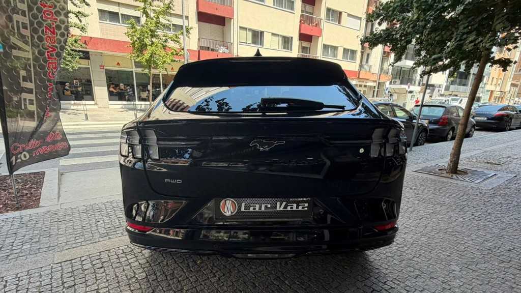 ford-mustang-2021-eletrico-500cc