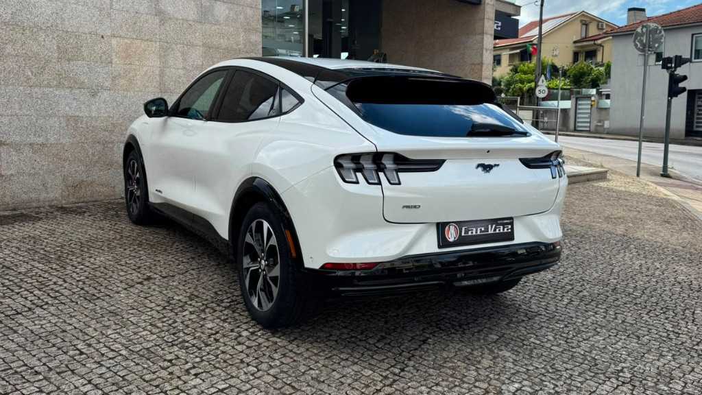 ford-mustang-2024-eletrico-500cc