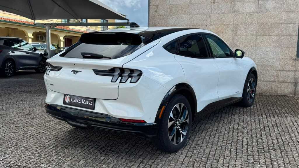 ford-mustang-2024-eletrico-500cc