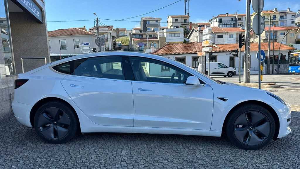 tesla-model-3-2020-eletrico-500cc