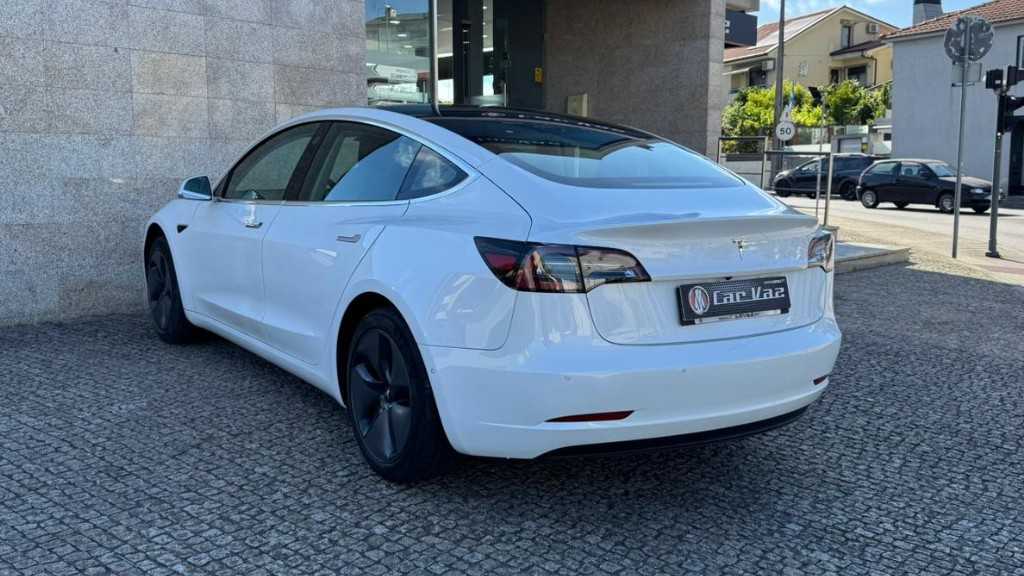 tesla-model-3-2020-eletrico-500cc