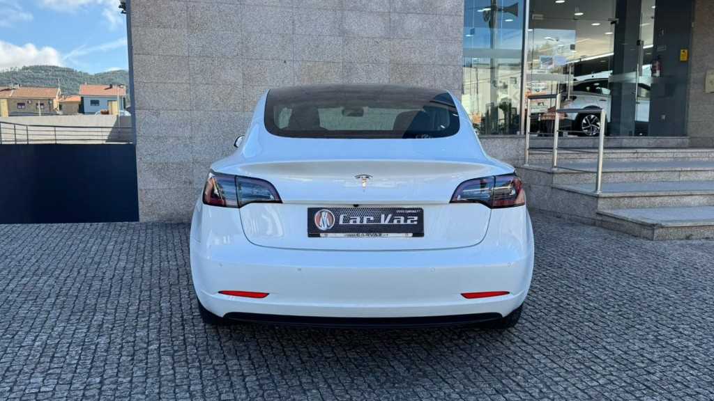 tesla-model-3-2020-eletrico-500cc