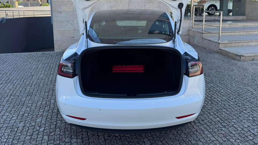 tesla-model-3-2020-eletrico-500cc