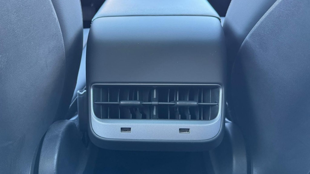 tesla-model-3-2020-eletrico-500cc