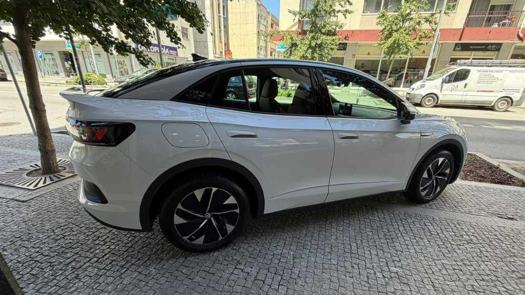 volkswagen-id-5-2023-eletrico-500cc