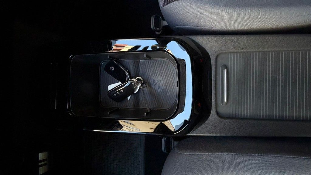 volkswagen-id-5-2023-eletrico-500cc