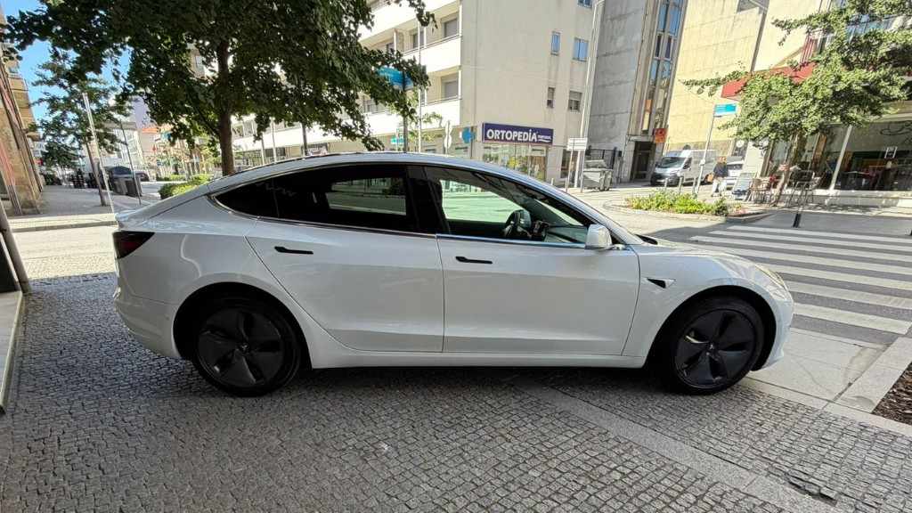 tesla-model-3-2019-eletrico-500cc