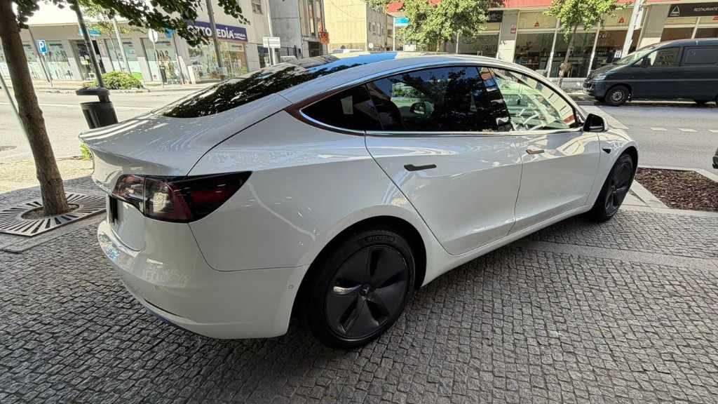 tesla-model-3-2019-eletrico-500cc