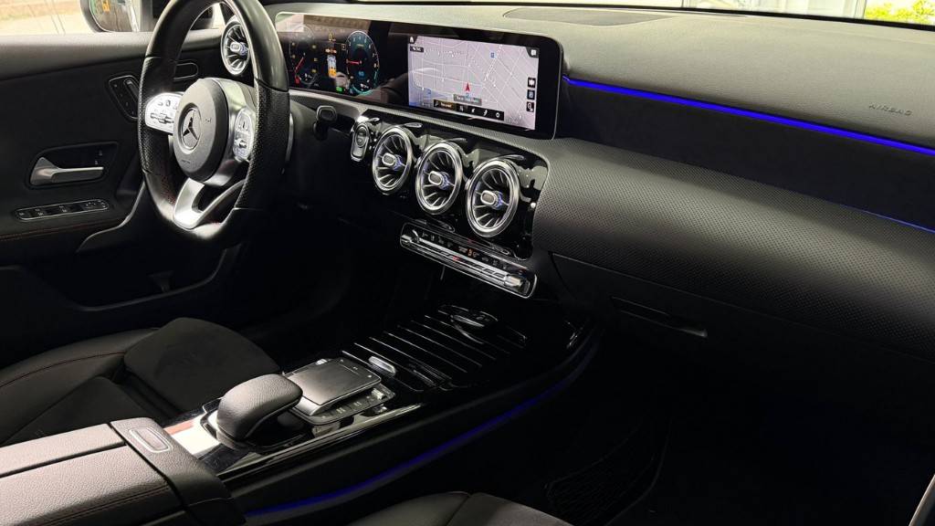 mercedes-benz-classe-a-2020-hibrido-a-gasolina-1332cc