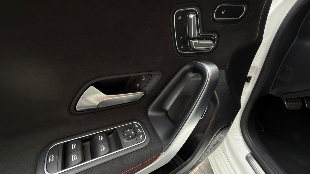 mercedes-benz-classe-a-2020-hibrido-a-gasolina-1332cc