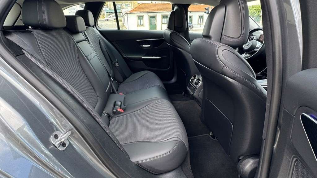 mercedes-benz-classe-c-2023-hibrido-a-diesel-1999cc