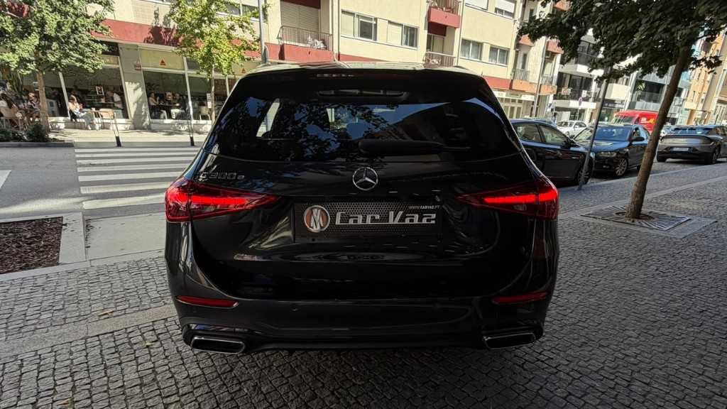 mercedes-benz-classe-c-2023-hibrido-a-gasolina-1999cc