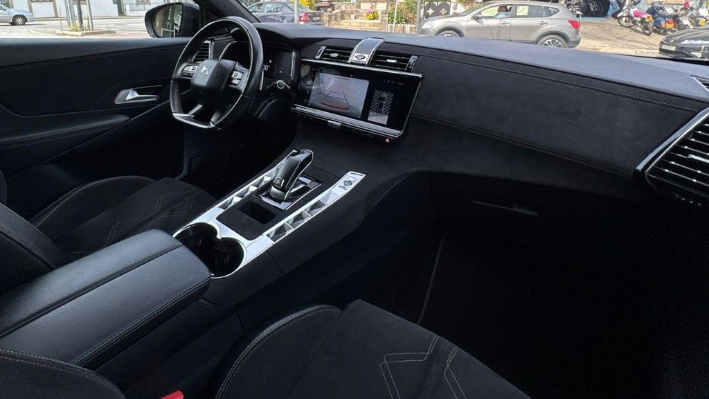 ds-ds-7-crossback-2023-diesel-1499cc