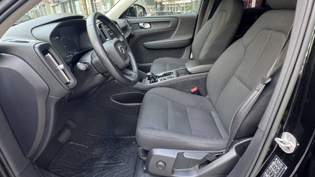 volvo-xc40-2022-hibrido-a-gasolina-1477cc