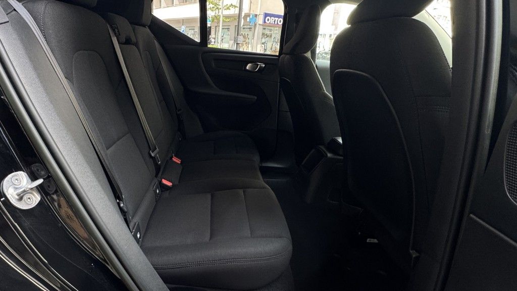 volvo-xc40-2022-hibrido-a-gasolina-1477cc