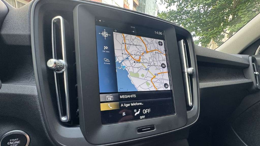 volvo-xc40-2022-hibrido-a-gasolina-1477cc