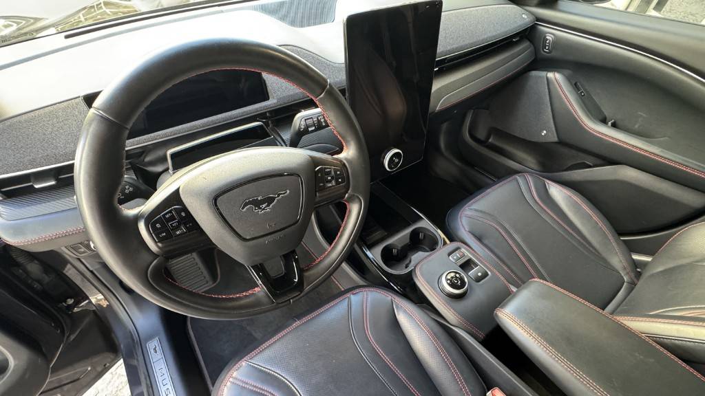 ford-mustang-2021-eletrico-500cc