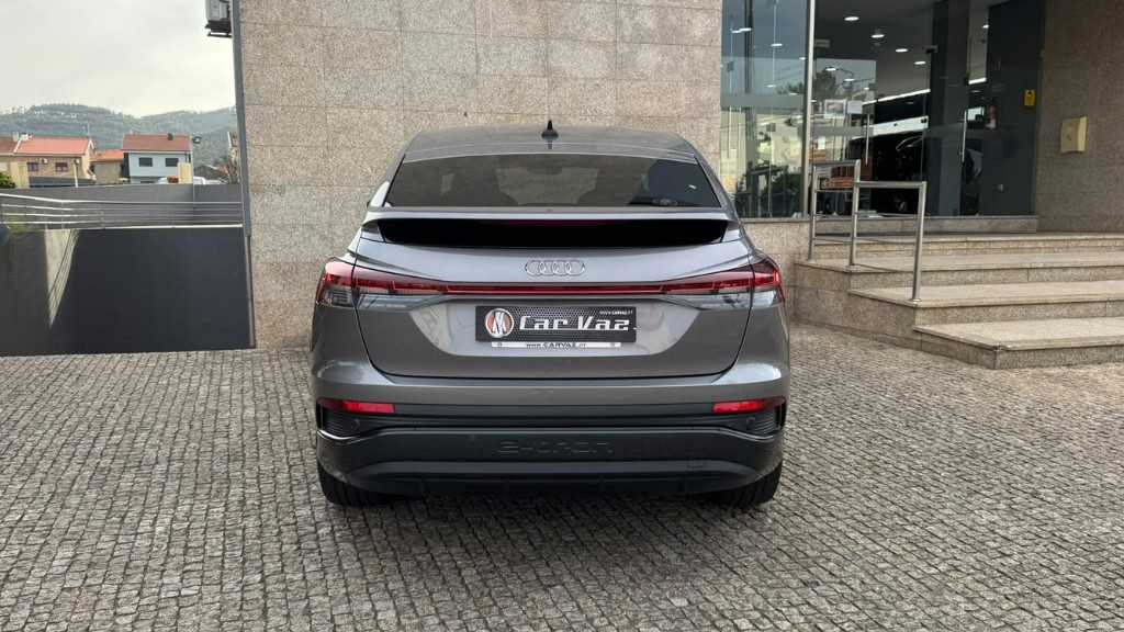 audi-q4-e-tron-2022-eletrico-0cc