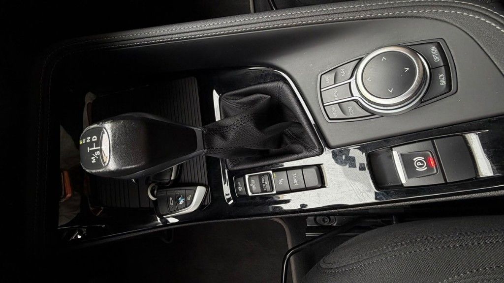 bmw-x2-2023-hibrido-a-gasolina-1499cc