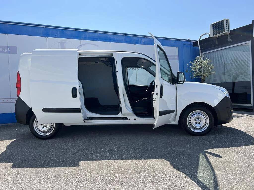opel-combo-2017-diesel-1300cc