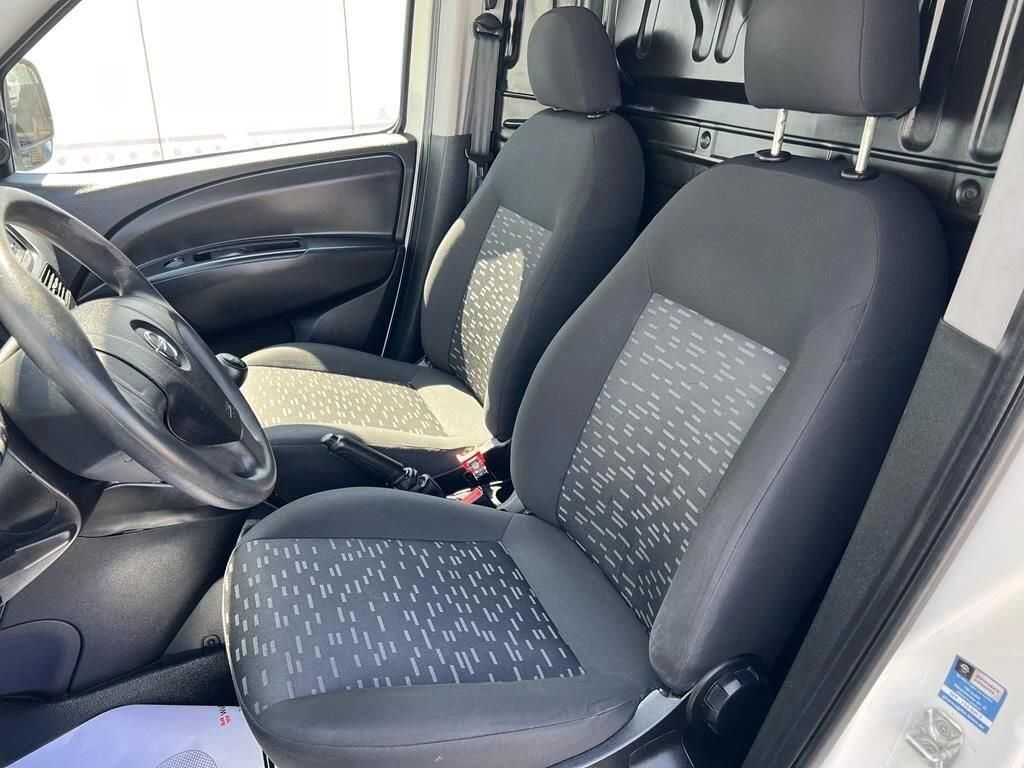 opel-combo-2017-diesel-1300cc