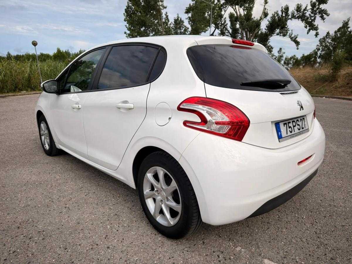peugeot-208-2015-diesel-1398cc