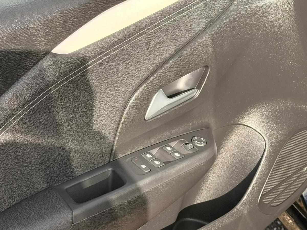 opel-corsa-2025-gasolina-1199cc
