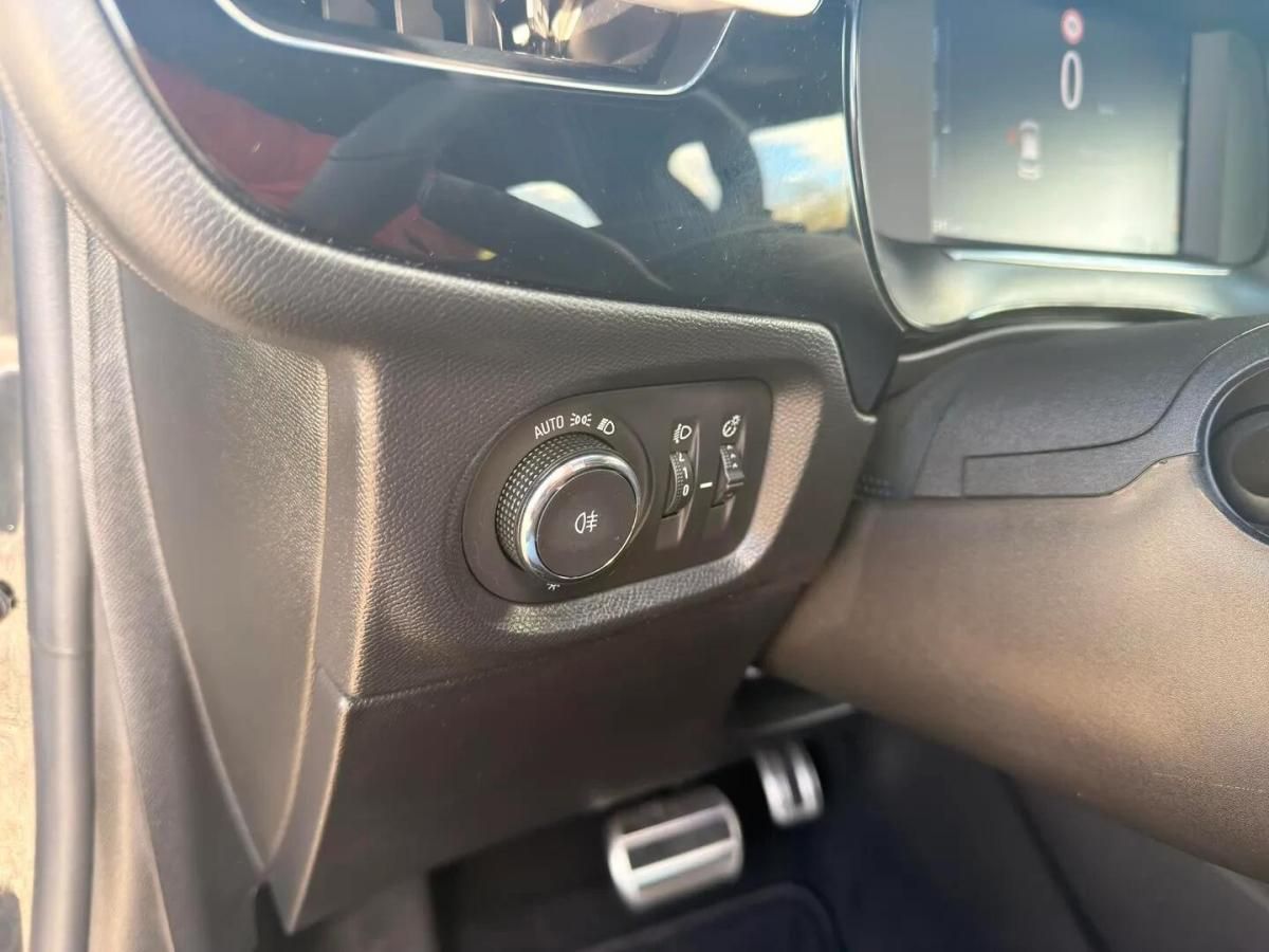 opel-corsa-2025-gasolina-1199cc