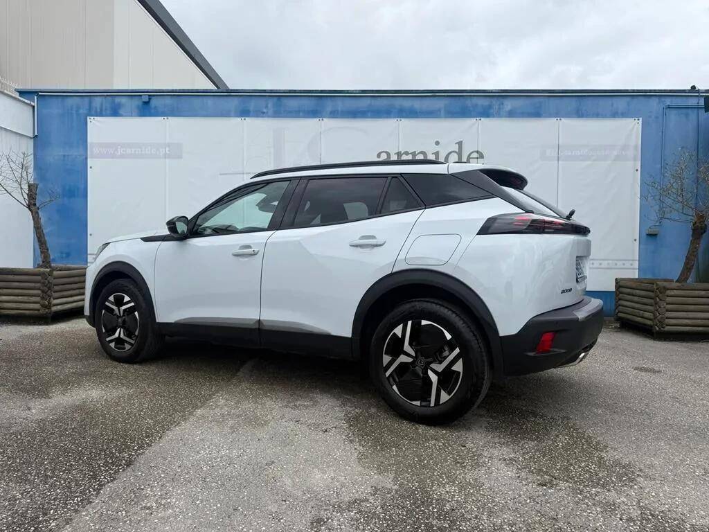 peugeot-2008-2024-gasolina-1199cc