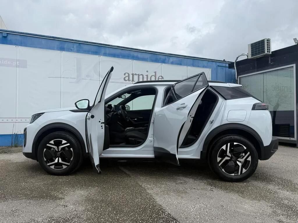 peugeot-2008-2024-gasolina-1199cc