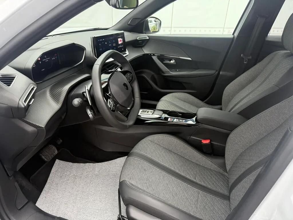 peugeot-2008-2024-gasolina-1199cc