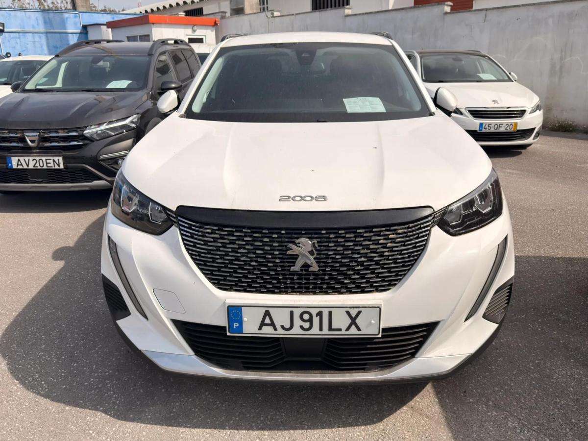 peugeot-2008-2021-diesel-1499cc