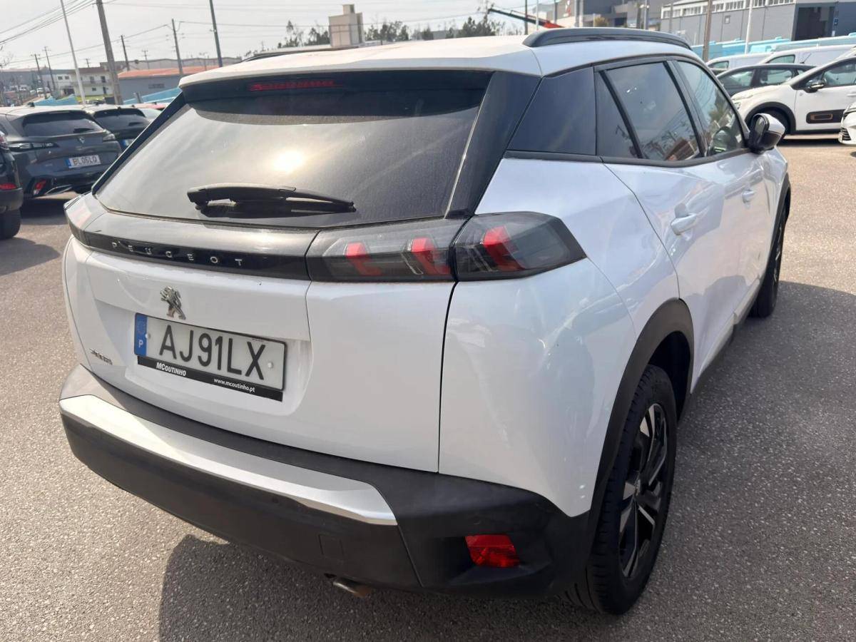 peugeot-2008-2021-diesel-1499cc