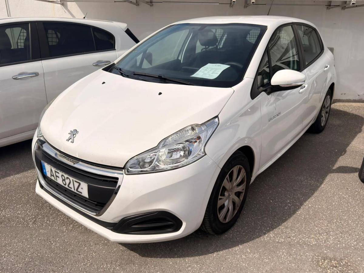 peugeot-208-2021-diesel-1499cc