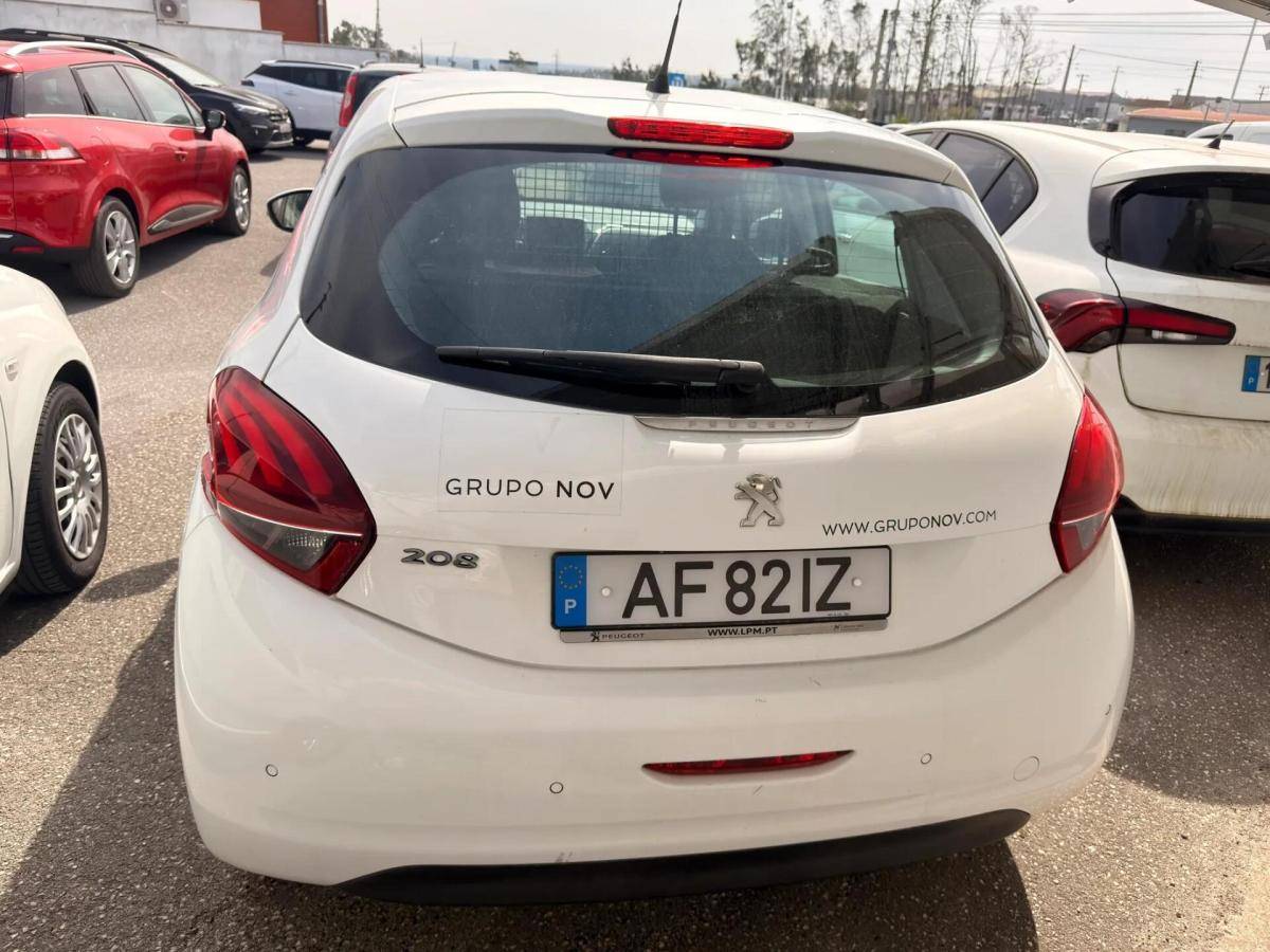 peugeot-208-2021-diesel-1499cc