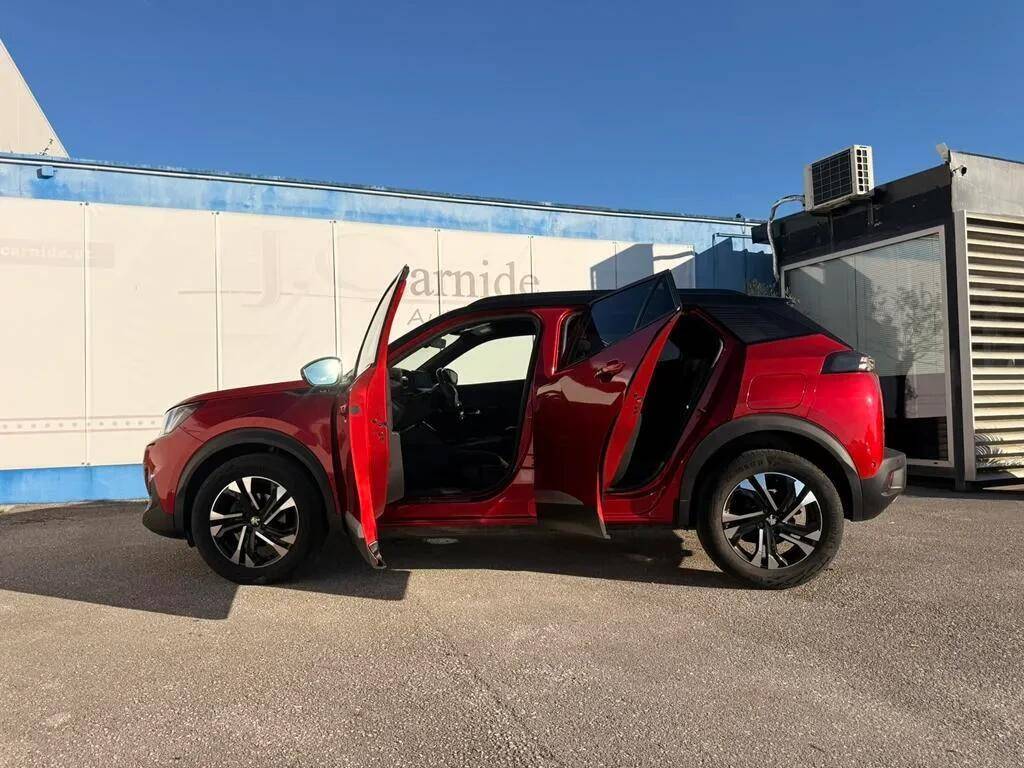 peugeot-2008-2023-gasolina-1199cc