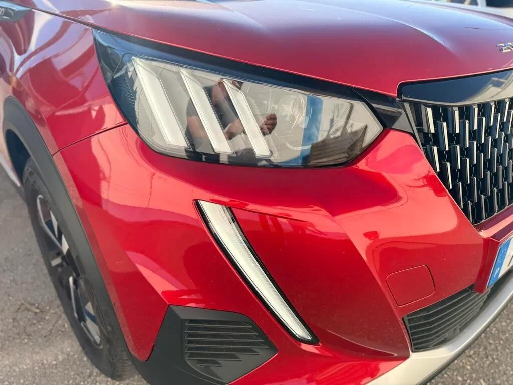 peugeot-2008-2023-gasolina-1199cc
